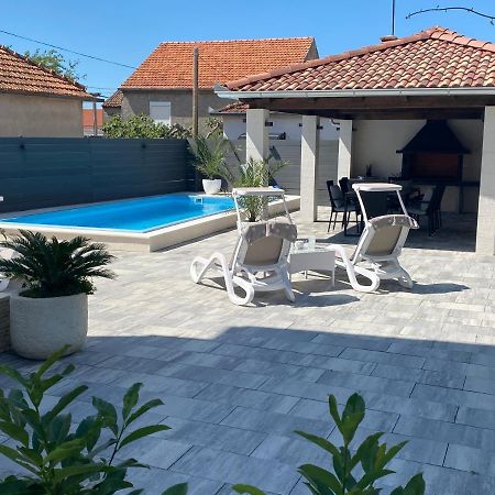Breitling Apartments With Pool Biograd Na Moru Extérieur photo