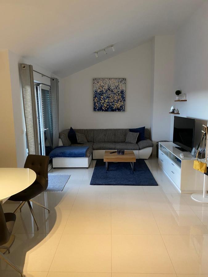 Breitling Apartments With Pool Biograd Na Moru Extérieur photo