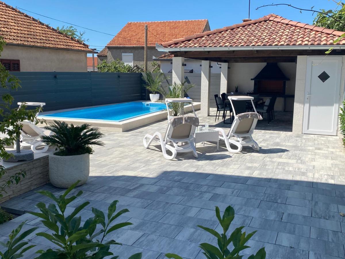 Breitling Apartments With Pool Biograd Na Moru Extérieur photo