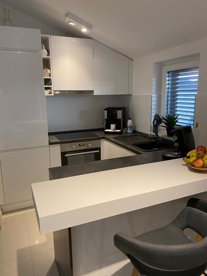 Breitling Apartments With Pool Biograd Na Moru Extérieur photo