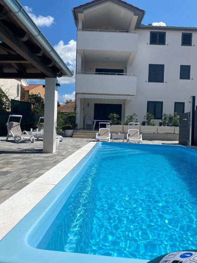 Breitling Apartments With Pool Biograd Na Moru Extérieur photo