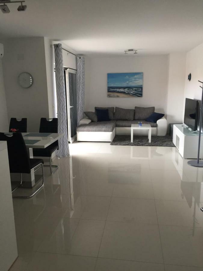 Breitling Apartments With Pool Biograd Na Moru Extérieur photo