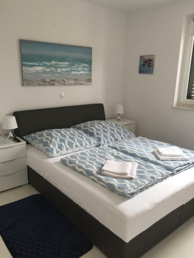 Breitling Apartments With Pool Biograd Na Moru Extérieur photo